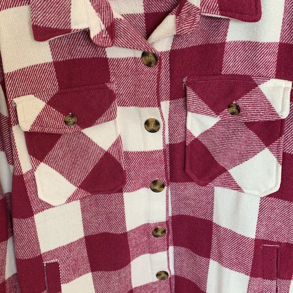 Members Mark Women Berry and Off White Plaid Shacket - Picture 4 of 10